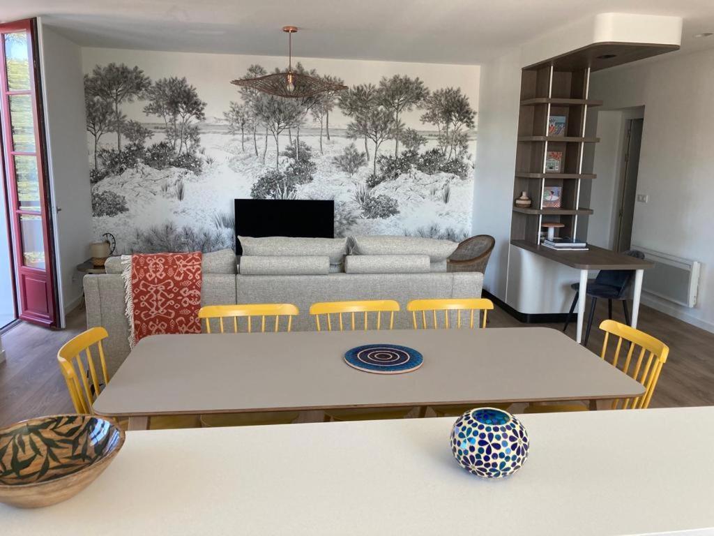 Superbe Appartement T3 Au Centre Plage .Parking Hendaye Buitenkant foto