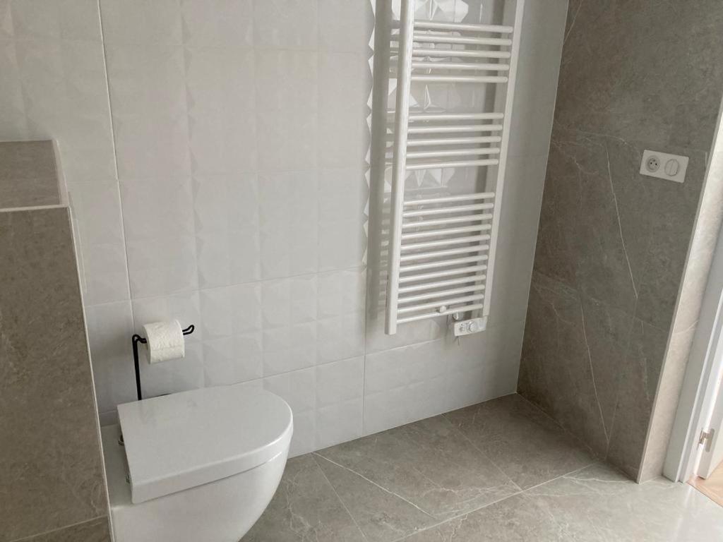 Superbe Appartement T3 Au Centre Plage .Parking Hendaye Buitenkant foto