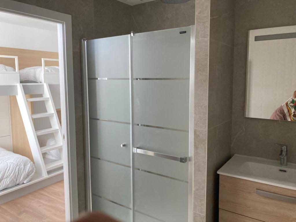 Superbe Appartement T3 Au Centre Plage .Parking Hendaye Buitenkant foto