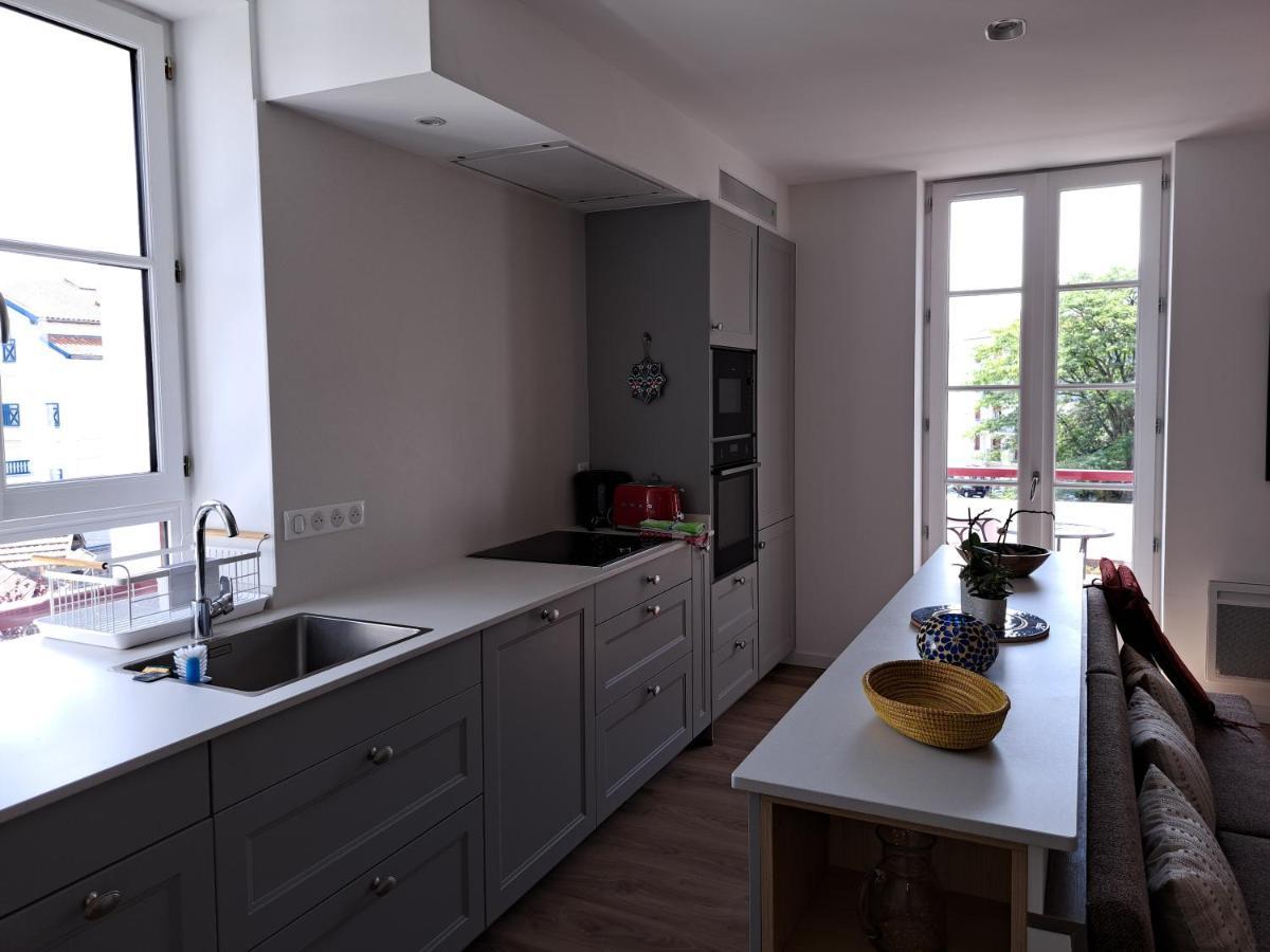 Superbe Appartement T3 Au Centre Plage .Parking Hendaye Buitenkant foto